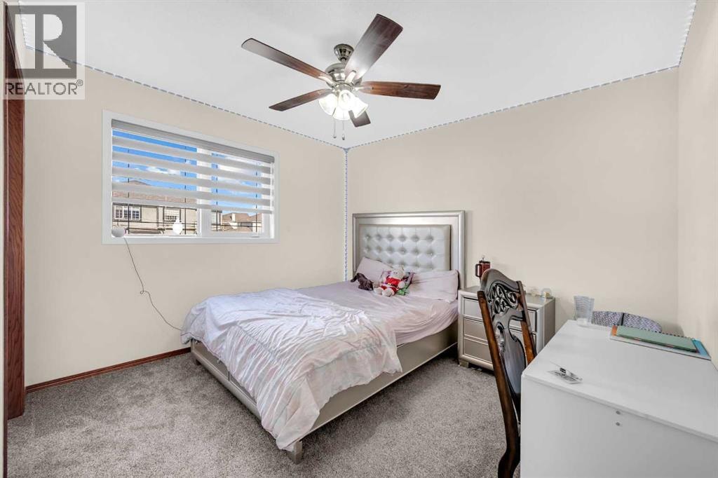 51 Coral Reef Close NE — photo 22