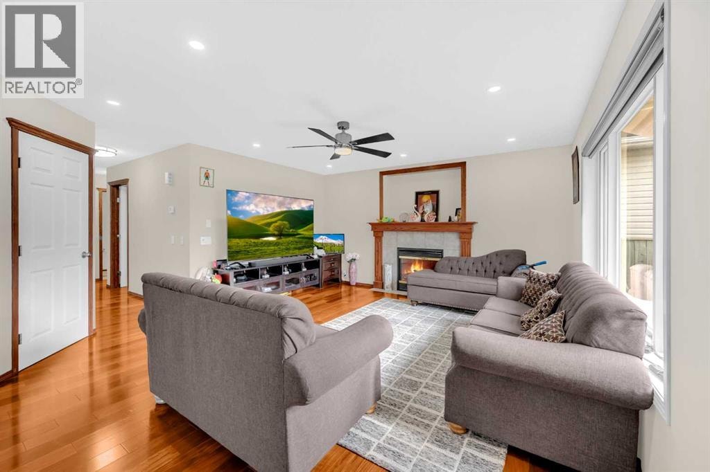 51 Coral Reef Close NE — photo 7