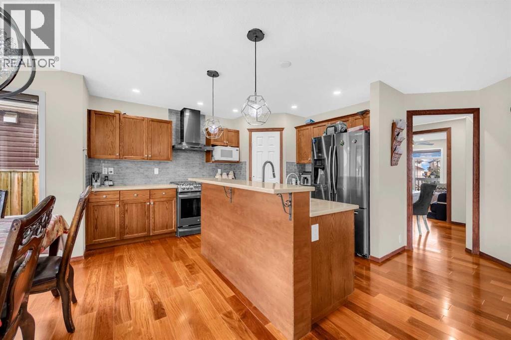 51 Coral Reef Close NE — photo 9