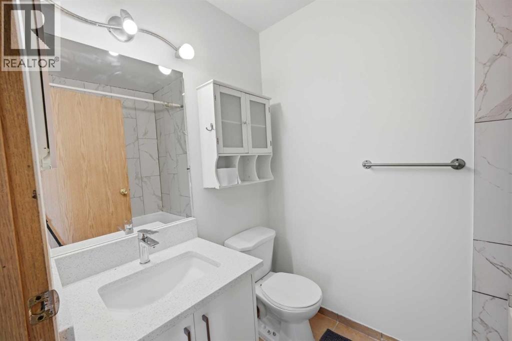 6016 Martingrove Road NE — photo 24