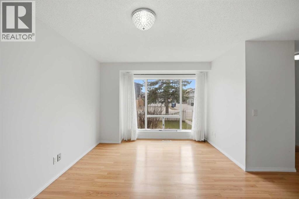 6016 Martingrove Road NE — photo 6
