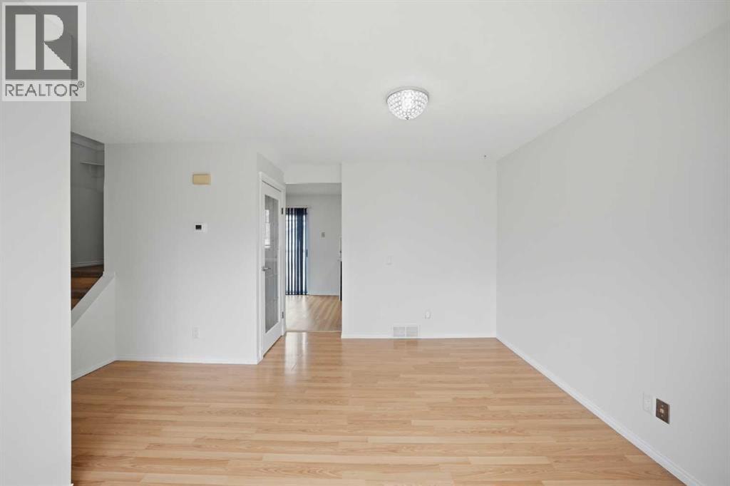 6016 Martingrove Road NE — photo 7