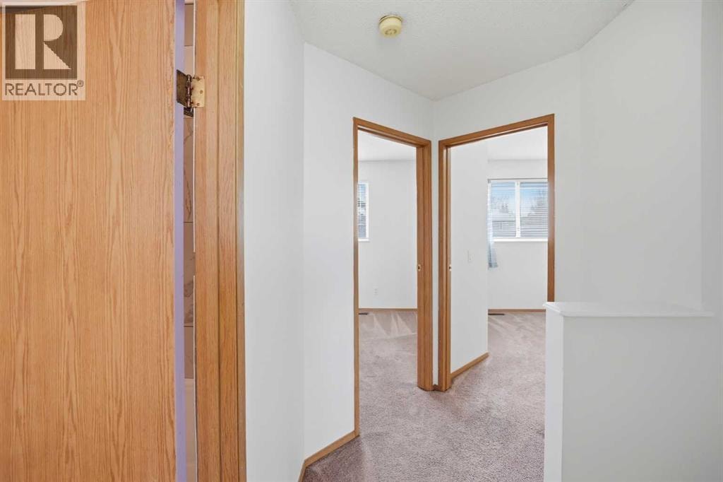 6016 Martingrove Road NE — photo 14