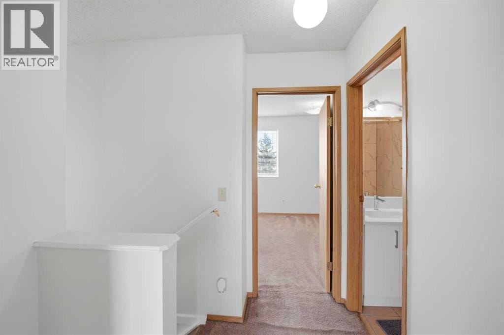 6016 Martingrove Road NE — photo 15
