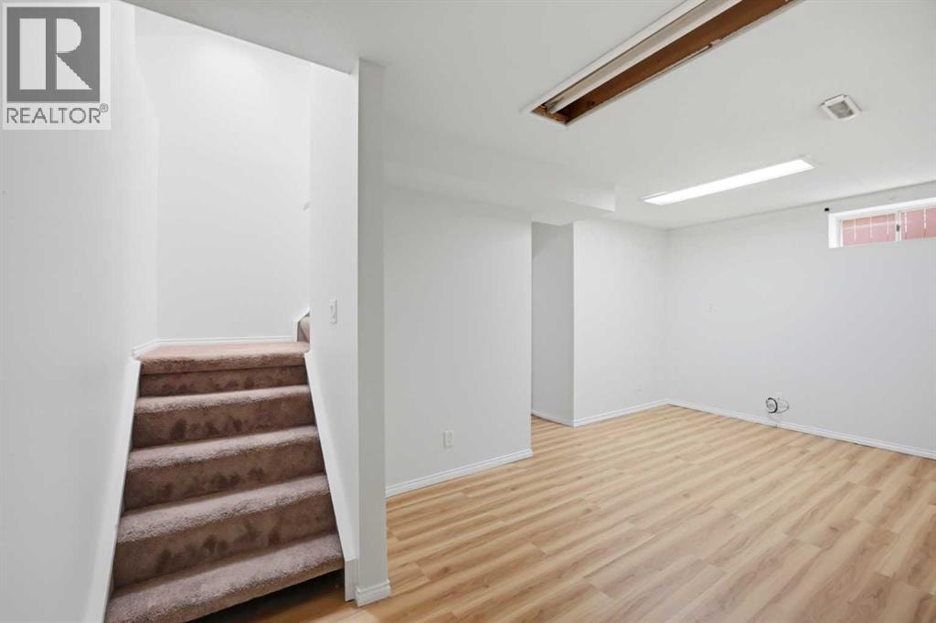 6016 Martingrove Road NE — photo 29
