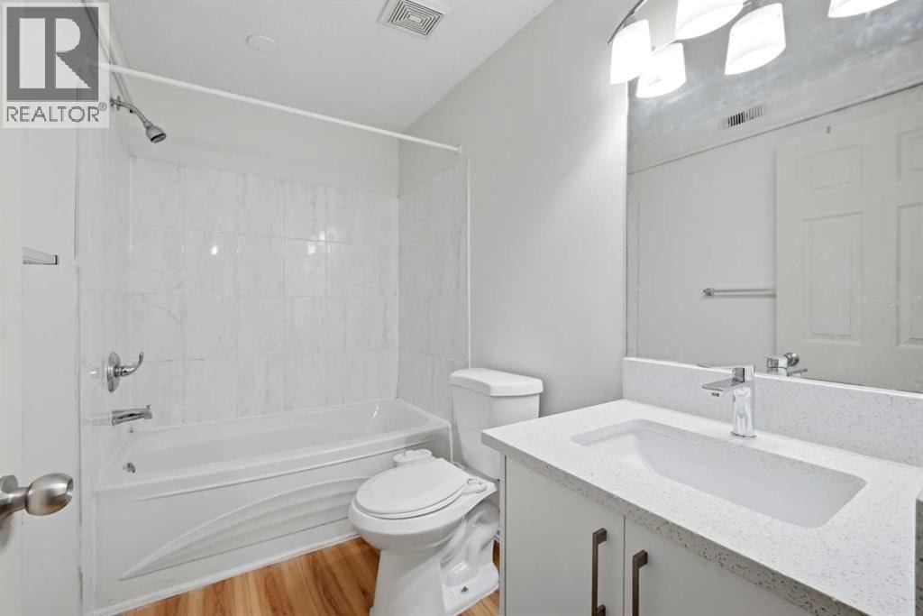 6016 Martingrove Road NE — photo 30
