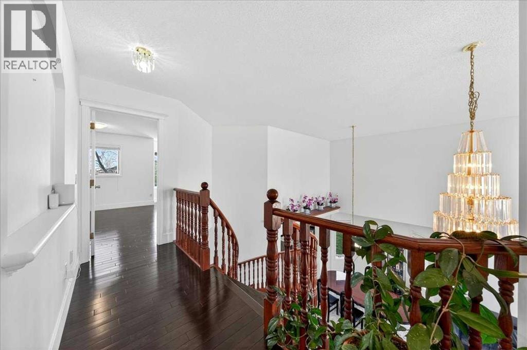 98 Hampstead Circle NW — photo 19