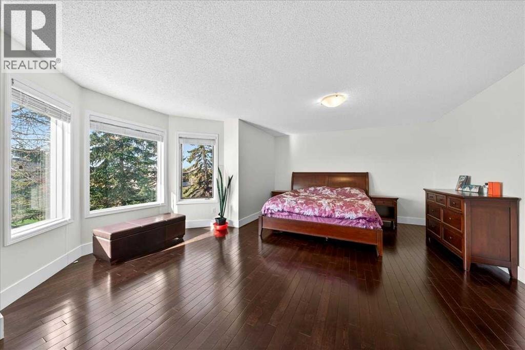 98 Hampstead Circle NW — photo 24
