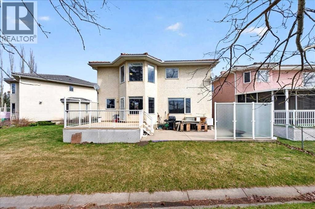 98 Hampstead Circle NW — photo 34