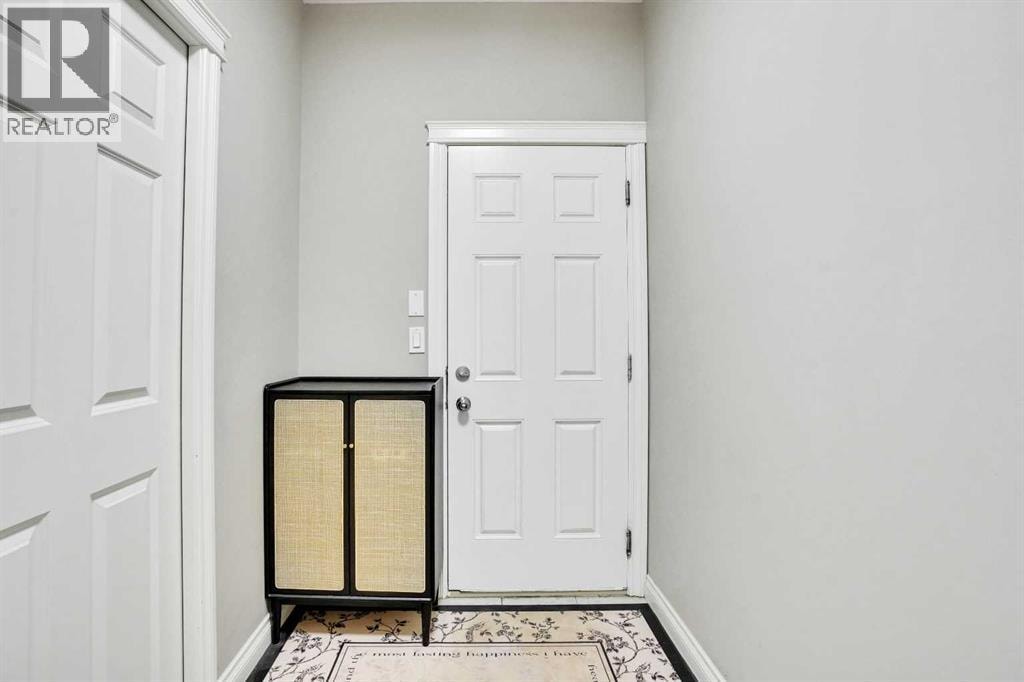 85 evansborough Way NW — photo 9