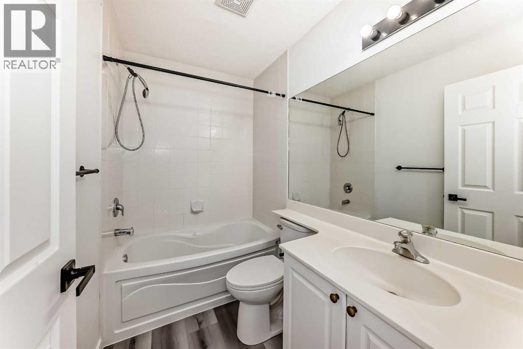 289 Canals Circle SW — photo 12