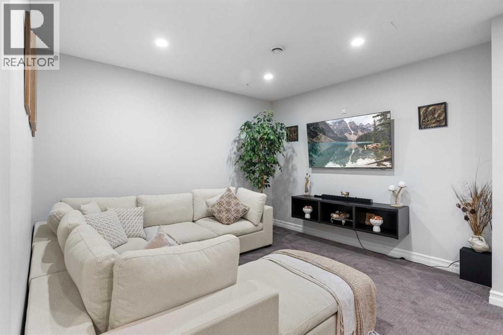 409 Kinniburgh Boulevard — photo 35