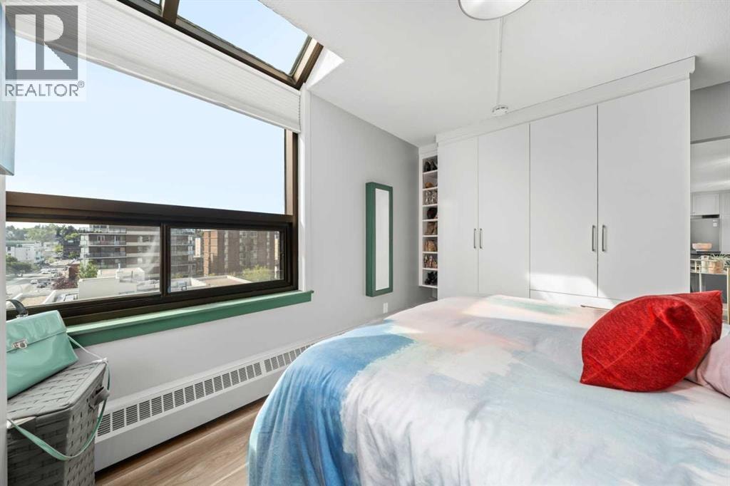 704, 1202 13 Avenue SW — photo 11