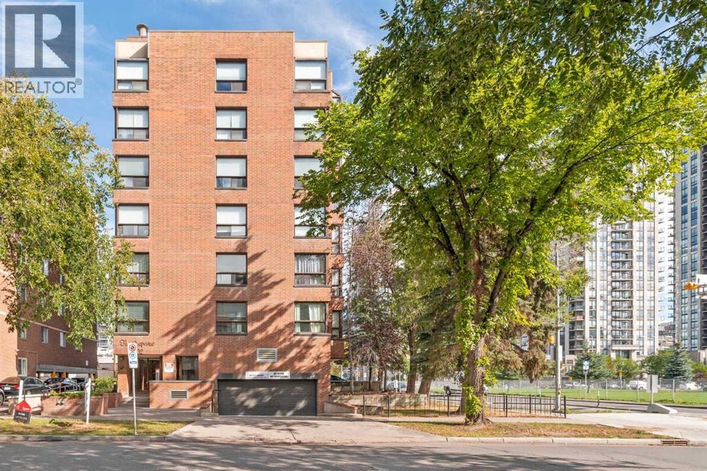 704, 1202 13 Avenue SW — photo 17