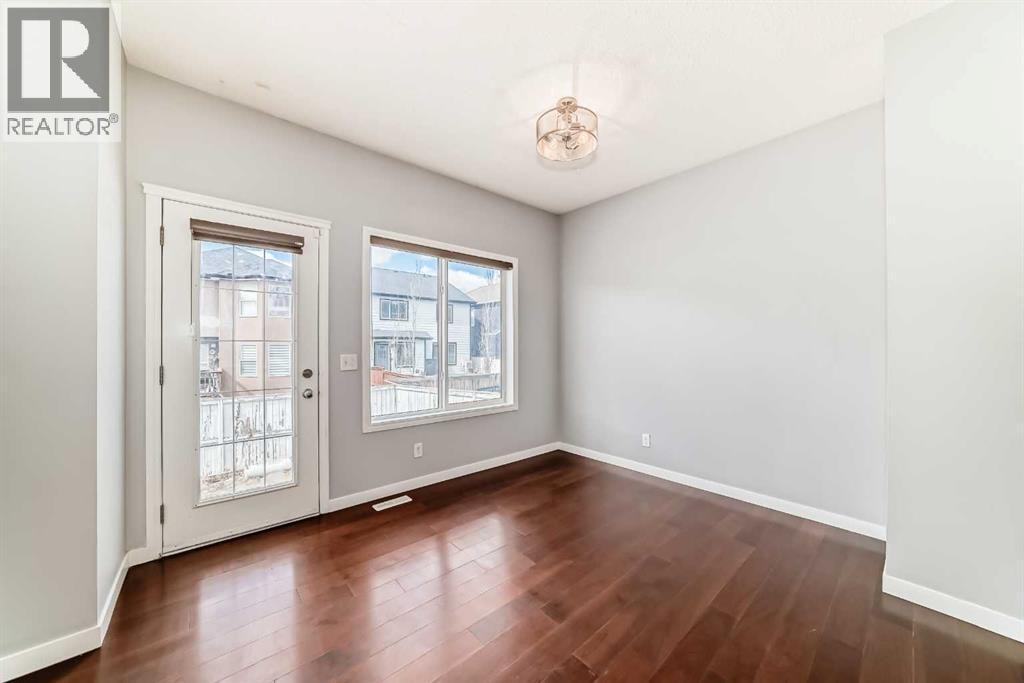 46 Saddlecrest Gardens NE — photo 11
