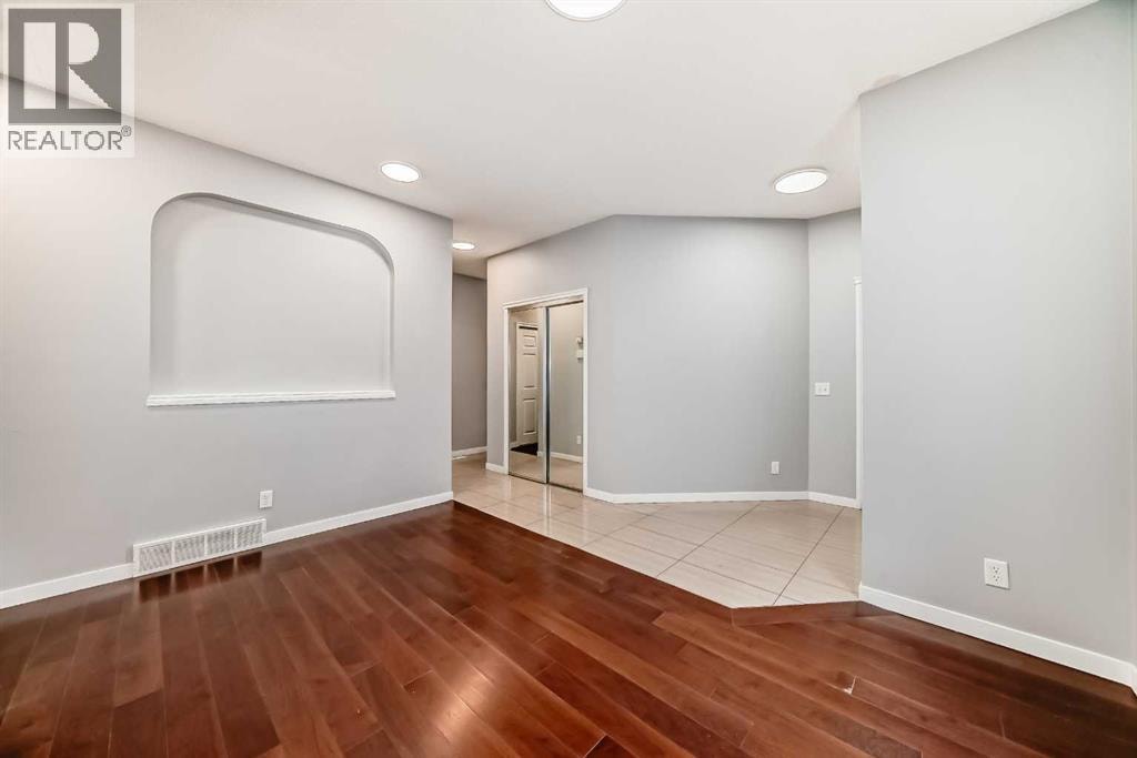 46 Saddlecrest Gardens NE — photo 16