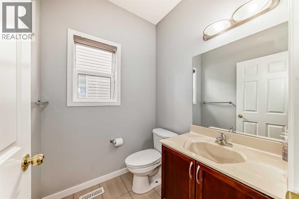 46 Saddlecrest Gardens NE — photo 17