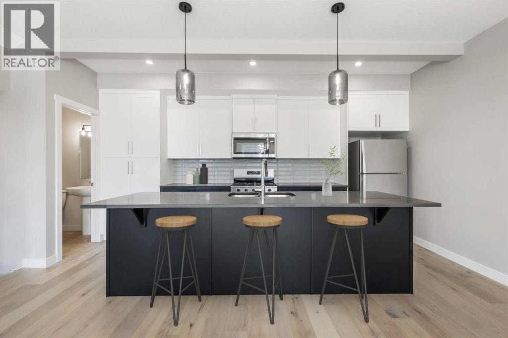 8 Waterford Glen — photo 2