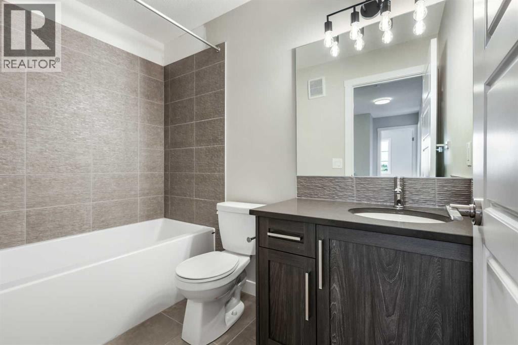 8 Waterford Glen — photo 26