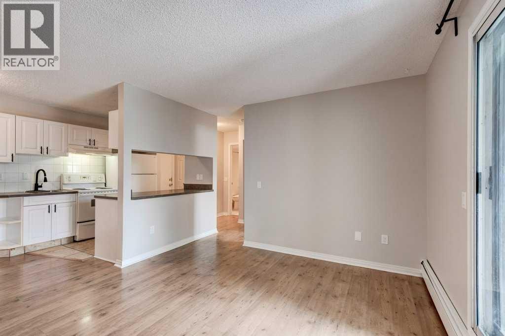 305, 305 25 Avenue SW — photo 15