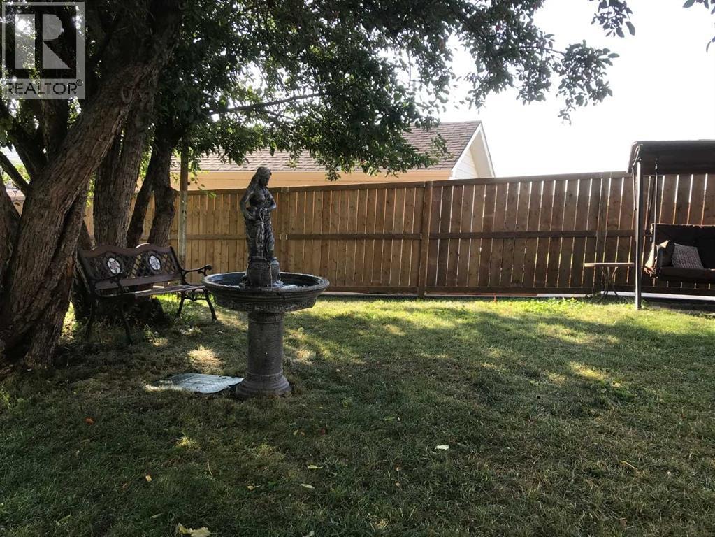 320 Haddon Road SW — photo 30