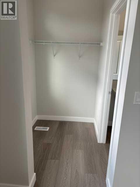 619 Savanna Crescent NE — photo 13