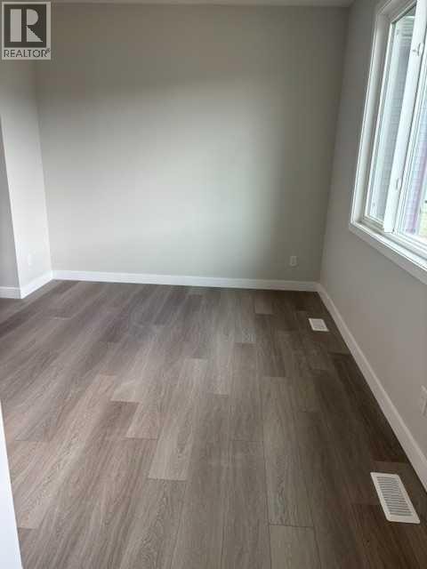 619 Savanna Crescent NE — photo 12