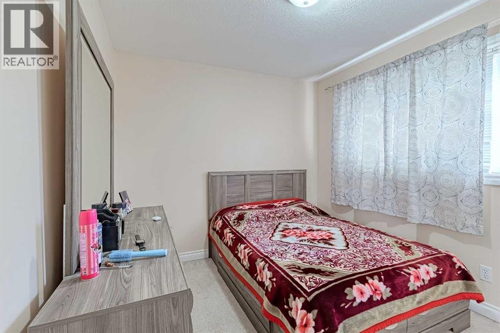501 Coral Cove NE — photo 19