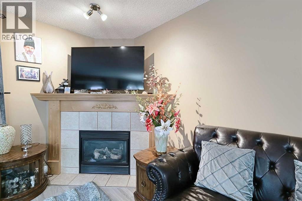 501 Coral Cove NE — photo 7