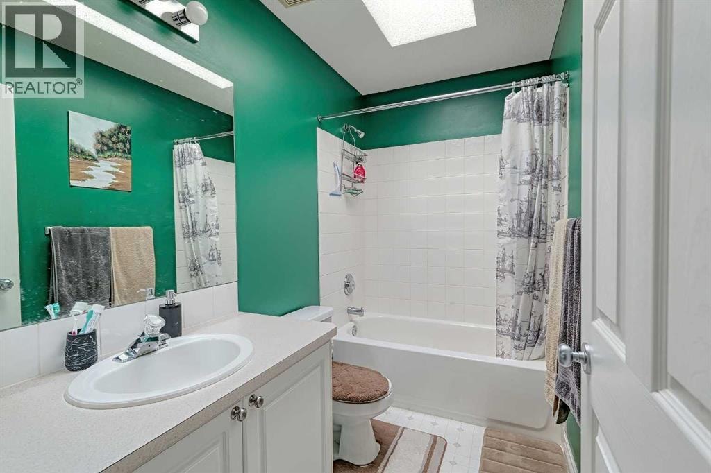 501 Coral Cove NE — photo 20