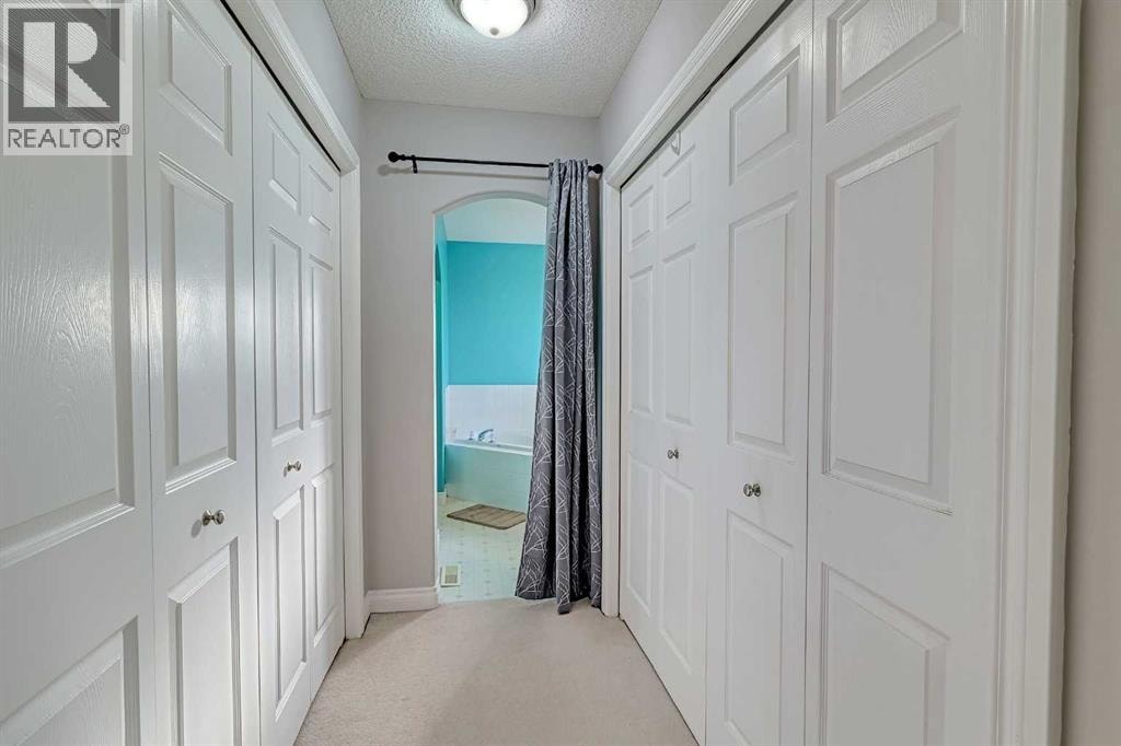 501 Coral Cove NE — photo 22