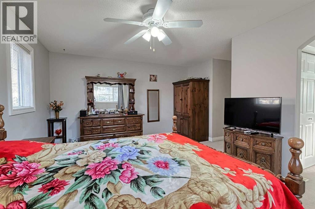 501 Coral Cove NE — photo 26