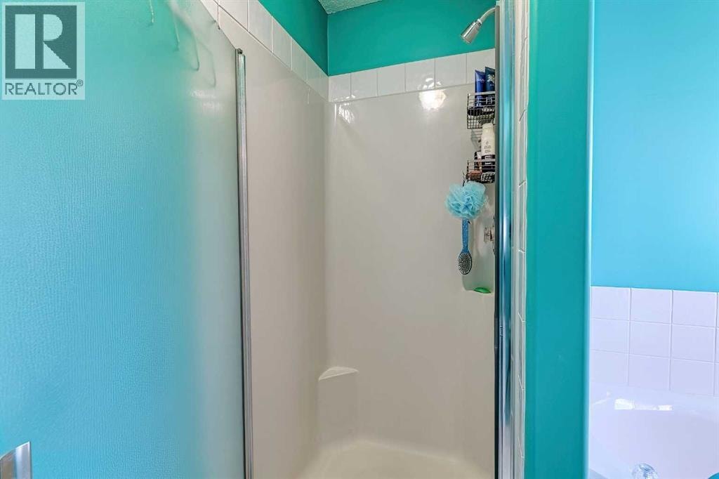 501 Coral Cove NE — photo 31