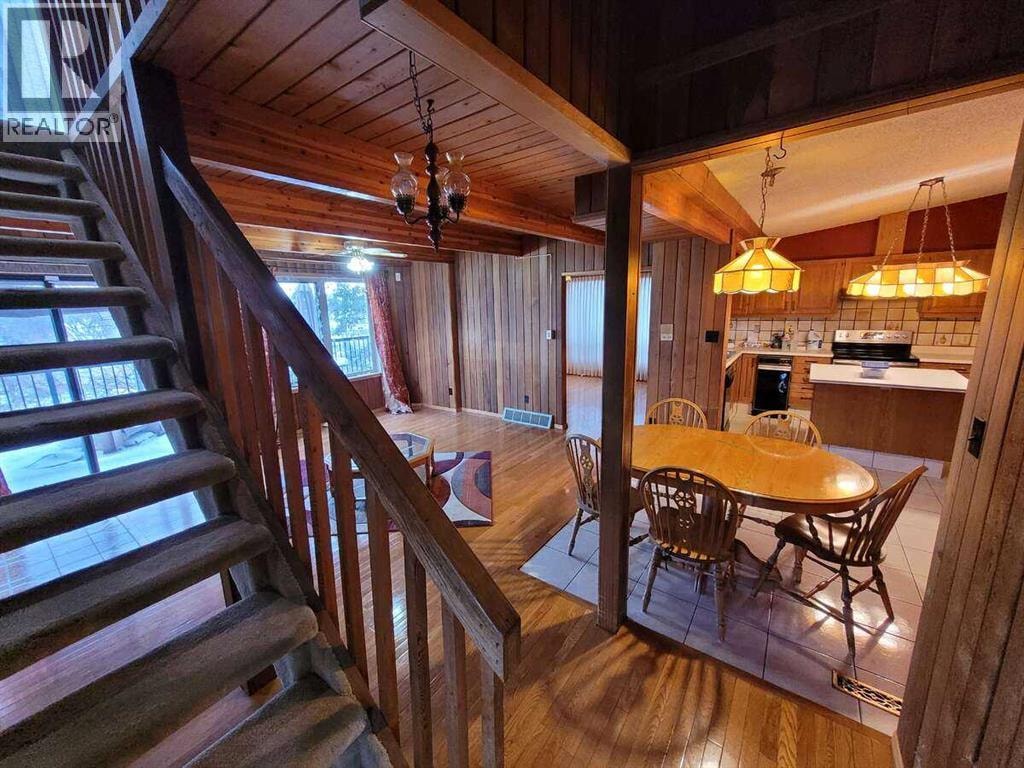 15 Glenview Drive SW — photo 17