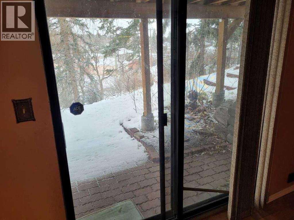 15 Glenview Drive SW — photo 24