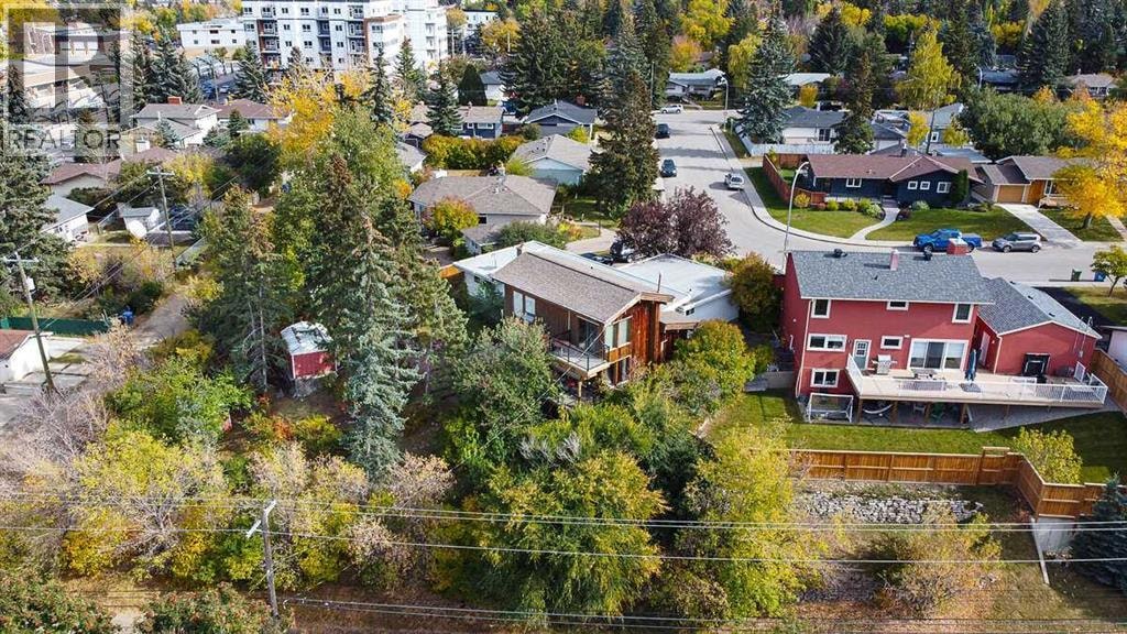 15 Glenview Drive SW — photo 37