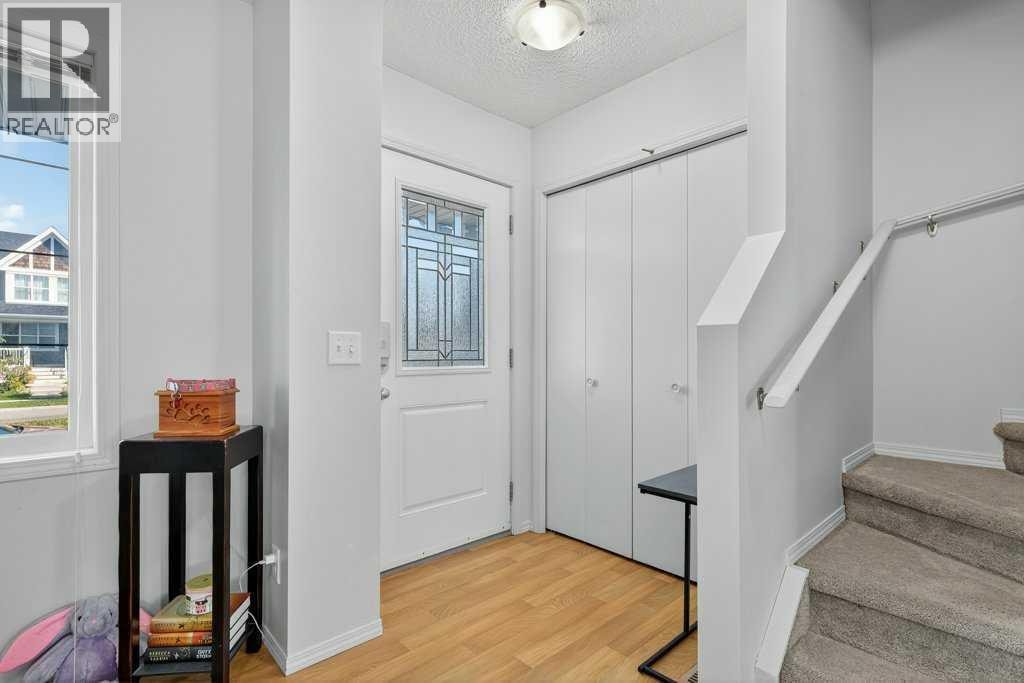 243 Redstone Drive NE — photo 4