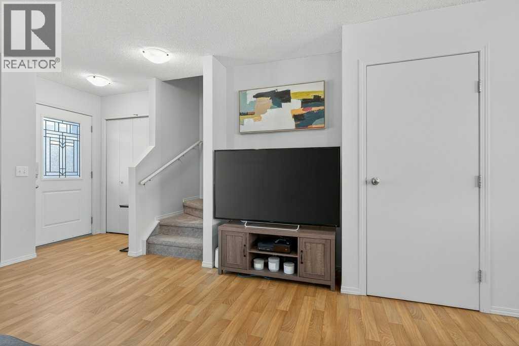 243 Redstone Drive NE — photo 11