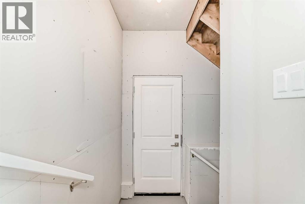 354 Ellen Park — photo 25
