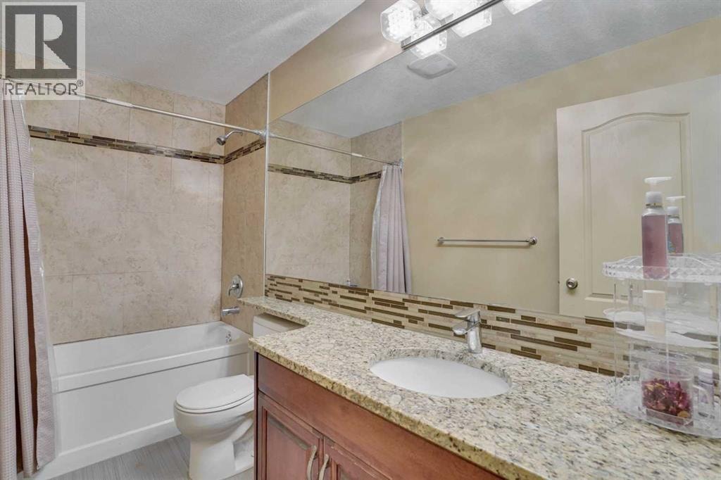 160 Tremblant Way SW — photo 33
