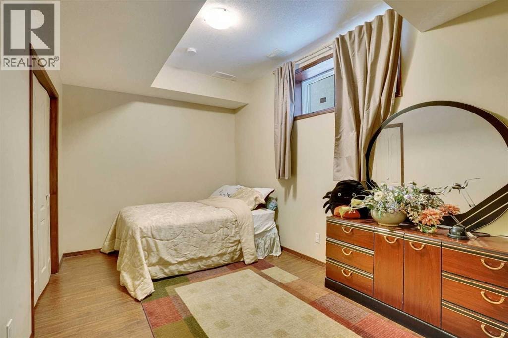 160 Tremblant Way SW — photo 32