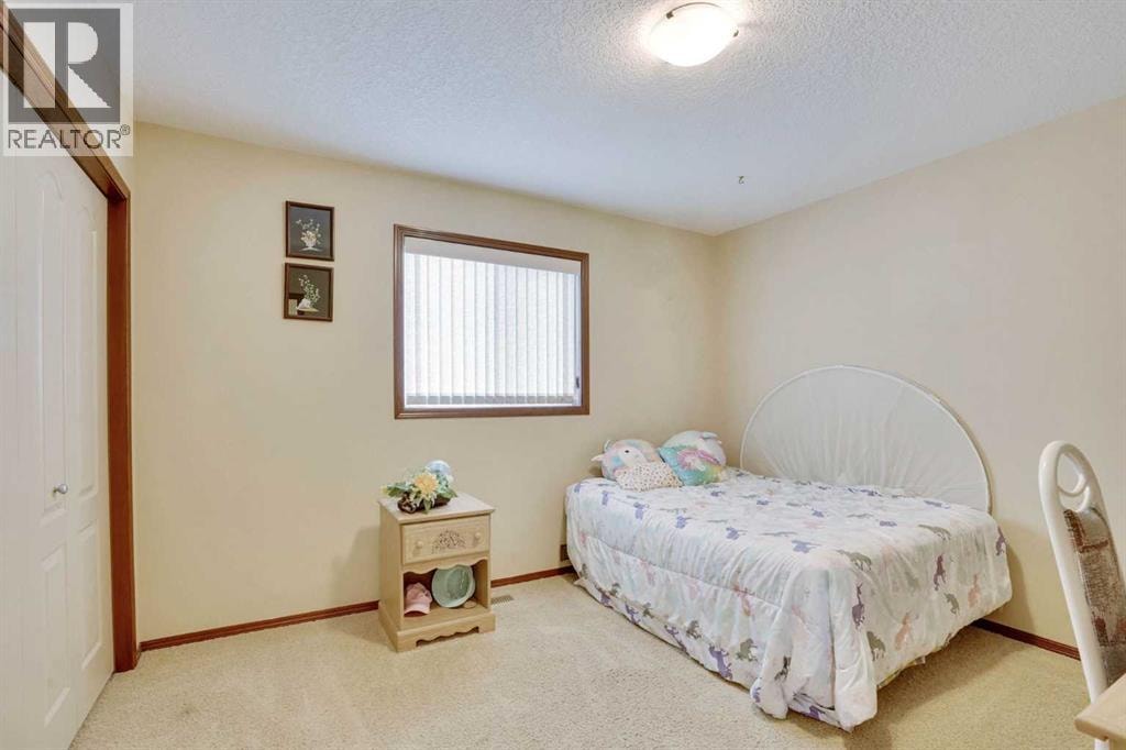 160 Tremblant Way SW — photo 25