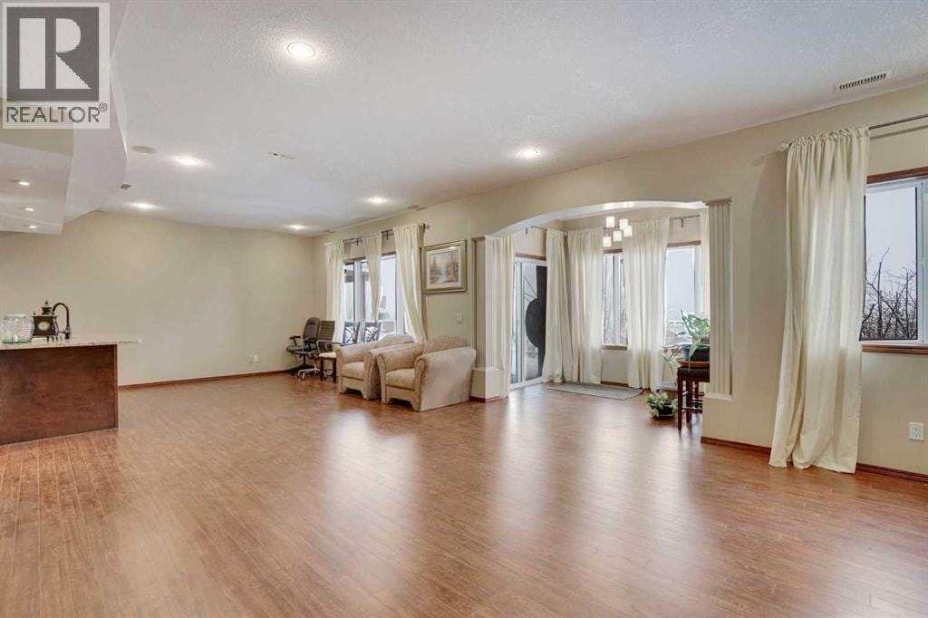 160 Tremblant Way SW — photo 37
