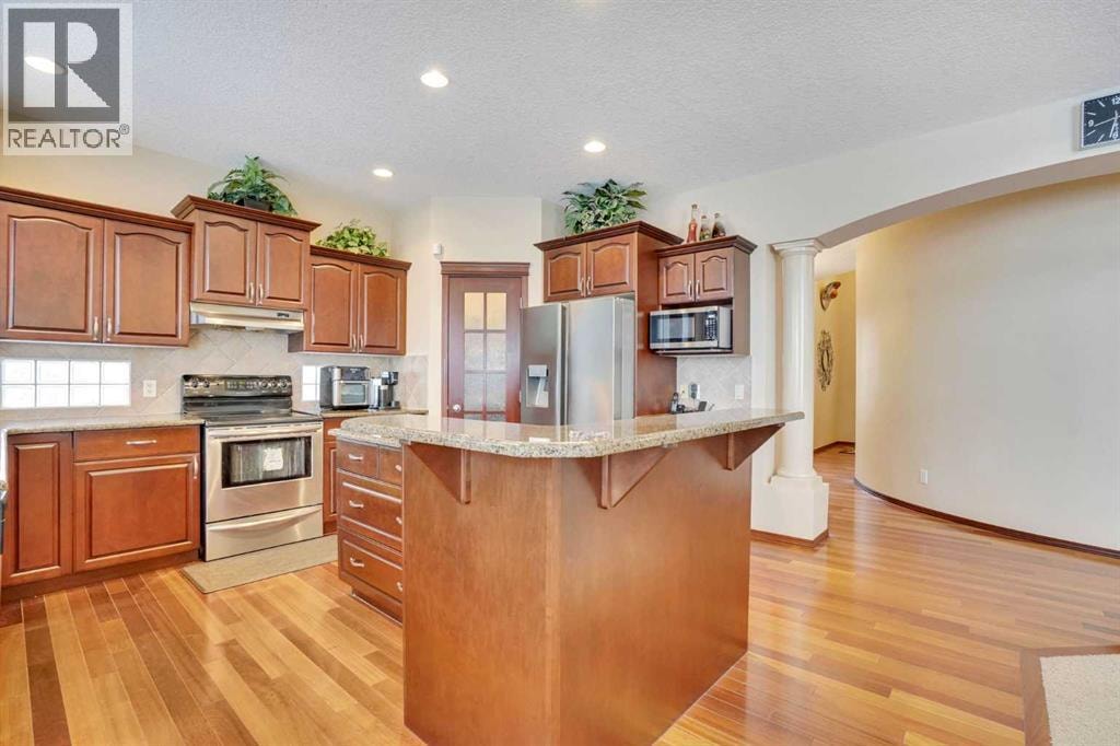 160 Tremblant Way SW — photo 4