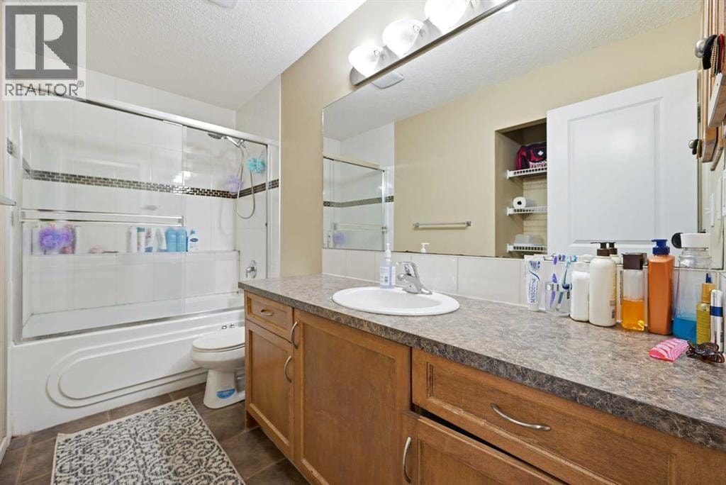 81 Saddlemont Road NE — photo 33