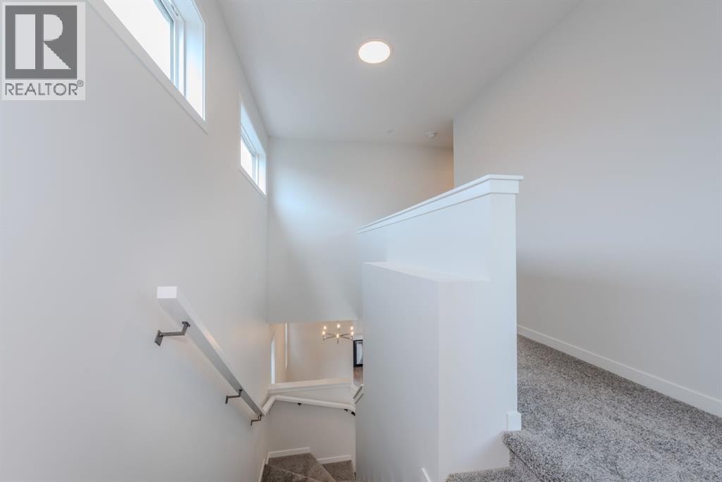 90 Edith Green NW — photo 10