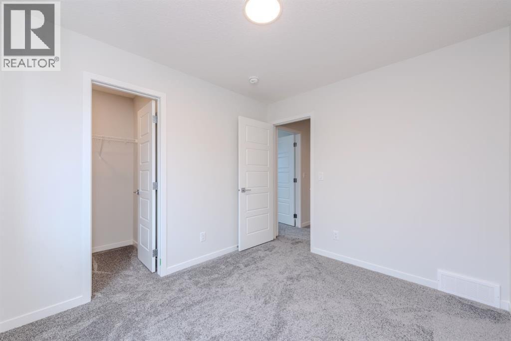 90 Edith Green NW — photo 16