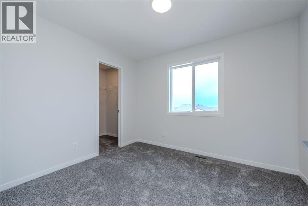 90 Edith Green NW — photo 12