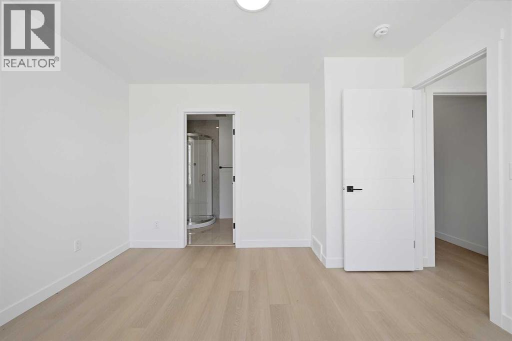 8814 48 Street NE — photo 5