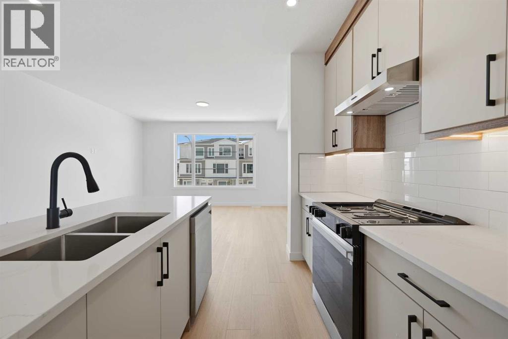 8814 48 Street NE — photo 23